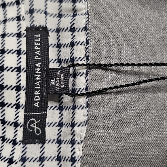 NWT Adrianna Papell Womens Gray V-neck Twofer Sweater w/B&W Faux Blouse XL - Picture 4 of 8